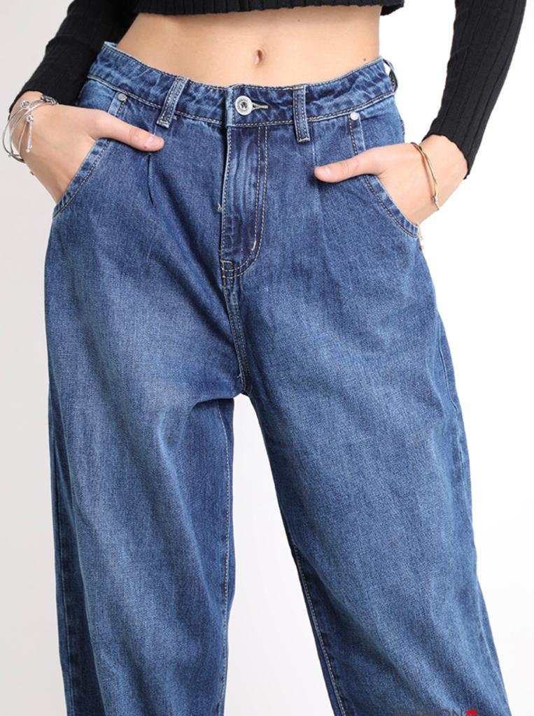 Jeans en Coton avec poches.